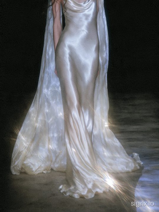 Ethereal Couture Runway Photography for Midjourney sample generation 4